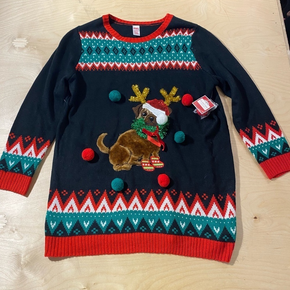 Holiday Time Red and Green Festive Dog Sweater   
1X (16W-18W) (KK)
